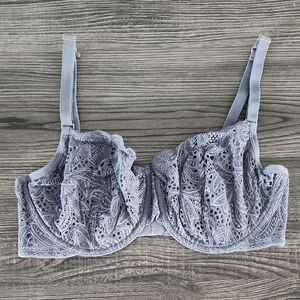 Lively Lace Underwire Bra in Grey/Purple
